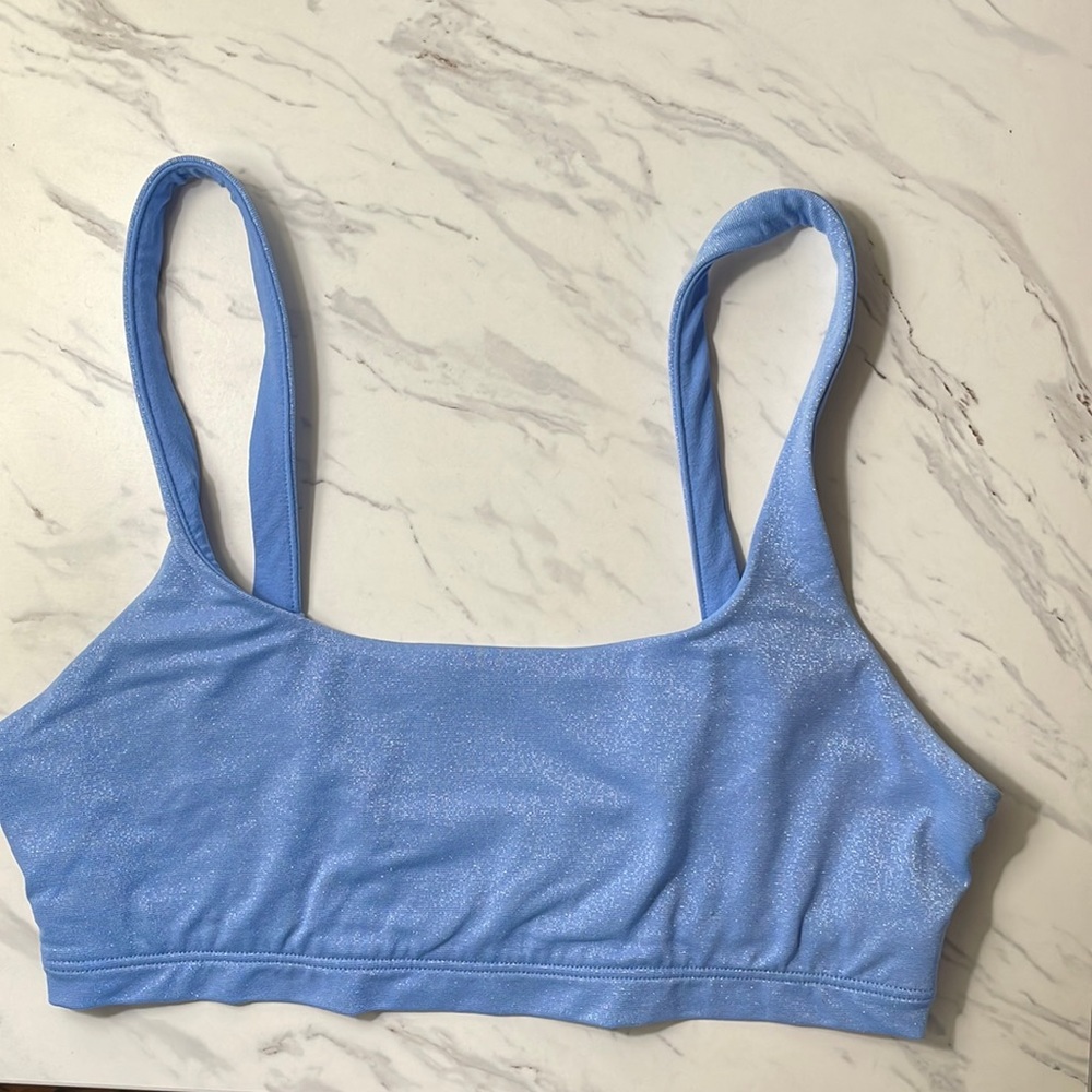 Alo Buttery Soft Sports Bra, size small